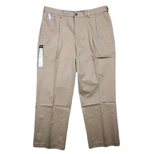 NEW Haggar Premium No-Iron Khaki Men's 38x30 Stretch Classic-Fit Pleated Front